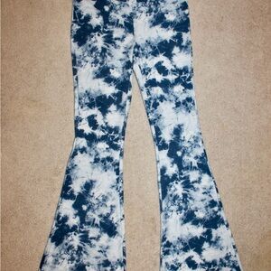 No Boundaries Blue and White Tie-Dye Pants
